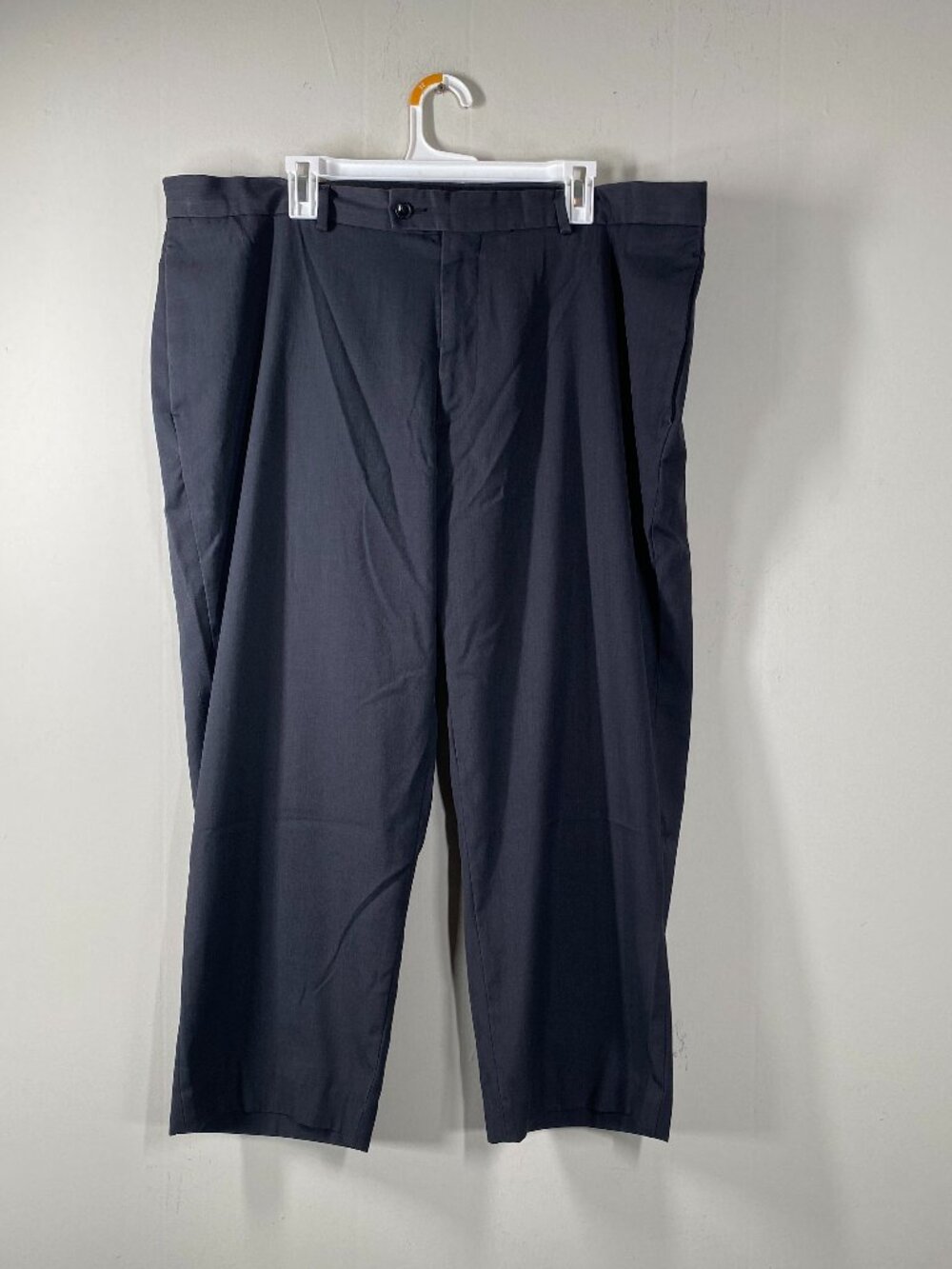 Van Heusen Studio Dress Pants Men's 42 x 30 (25.5) Mid Rise Black Office Career